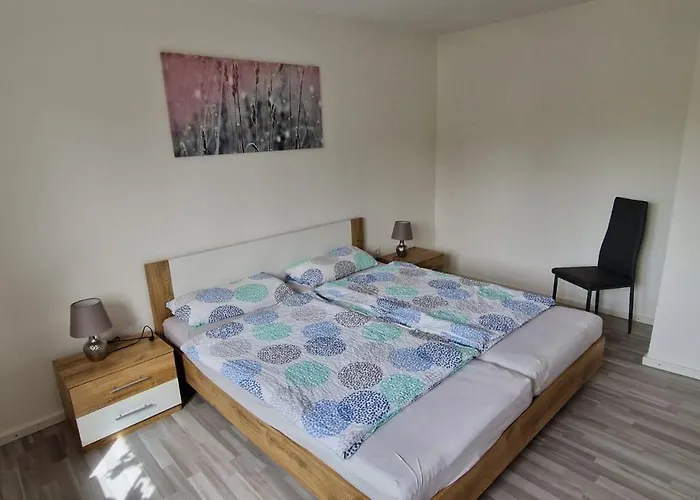 公寓 Am Panoramaweg 特里费尔斯山麓安韦勒